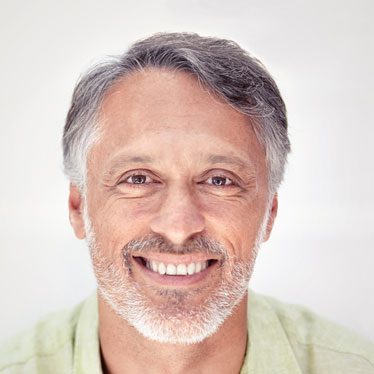 Luciano León